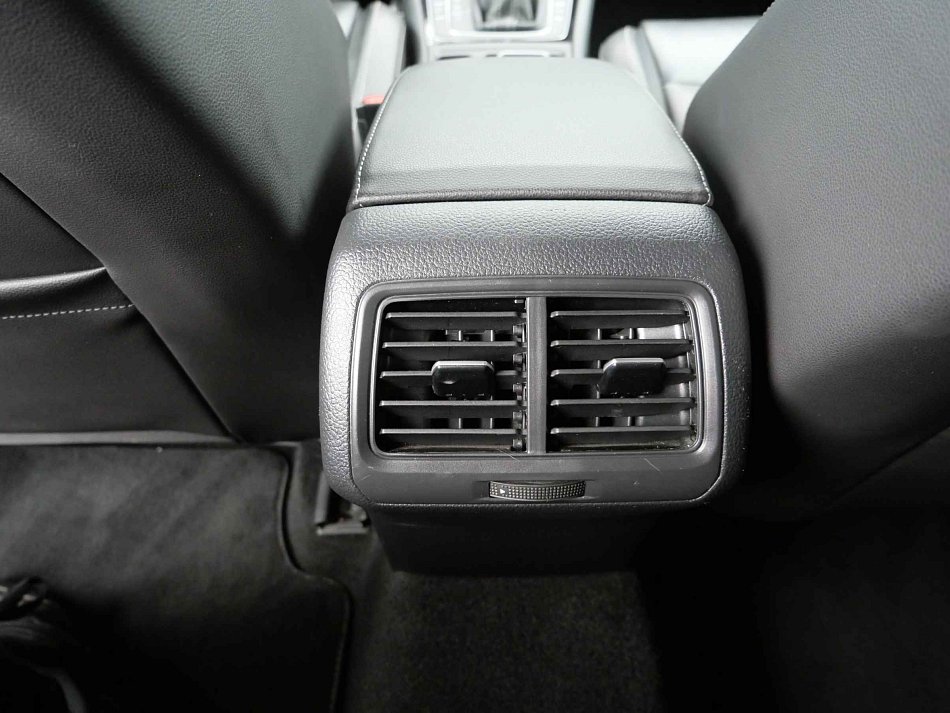 Volkswagen Golf 2.0TSi R 4x4