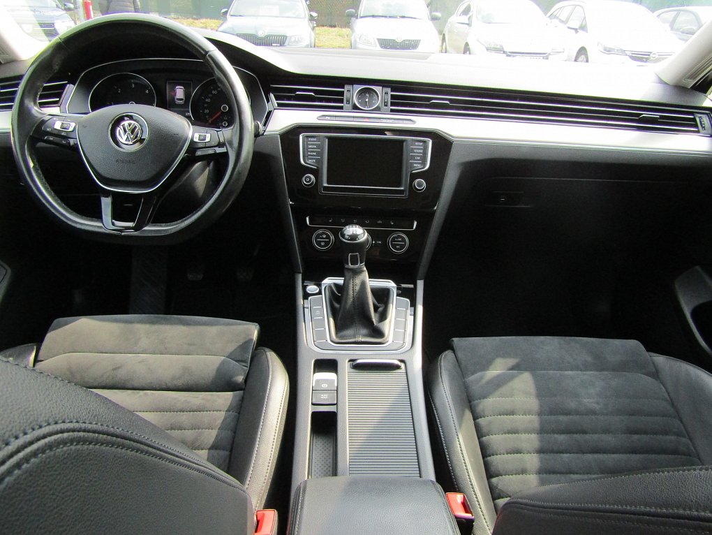 Volkswagen Passat 2.0 TDi 