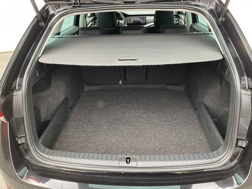 Škoda Octavia IV 1.5 TSi Ambition