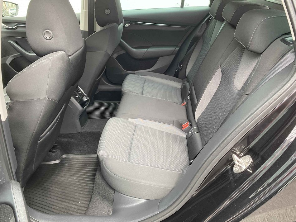 Škoda Octavia IV 1.5 TSi Ambition