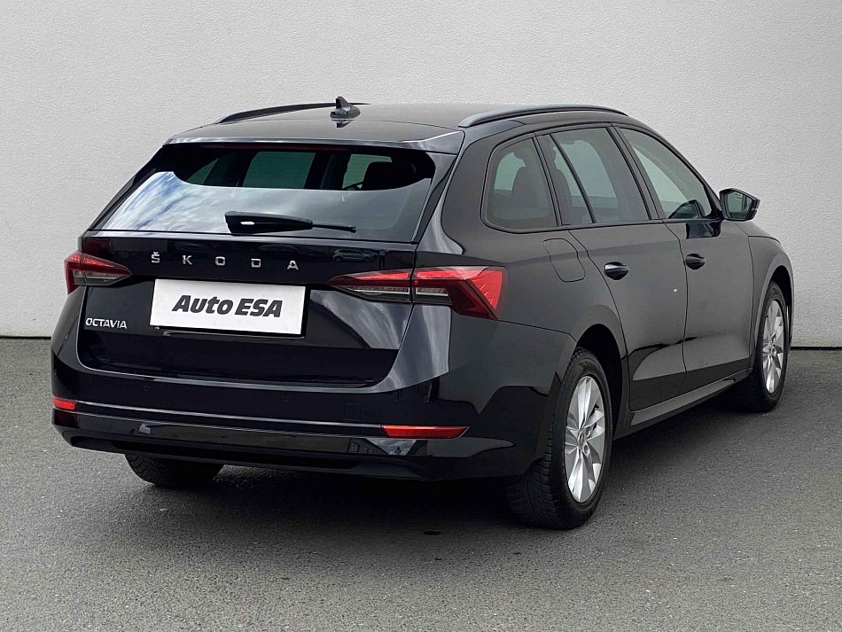 Škoda Octavia IV 1.5 TSi Ambition