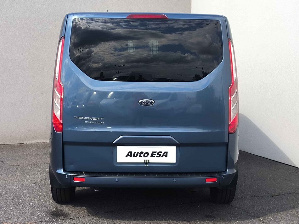 Ford Transit Custom 2.0TDCi Limited L2  5míst