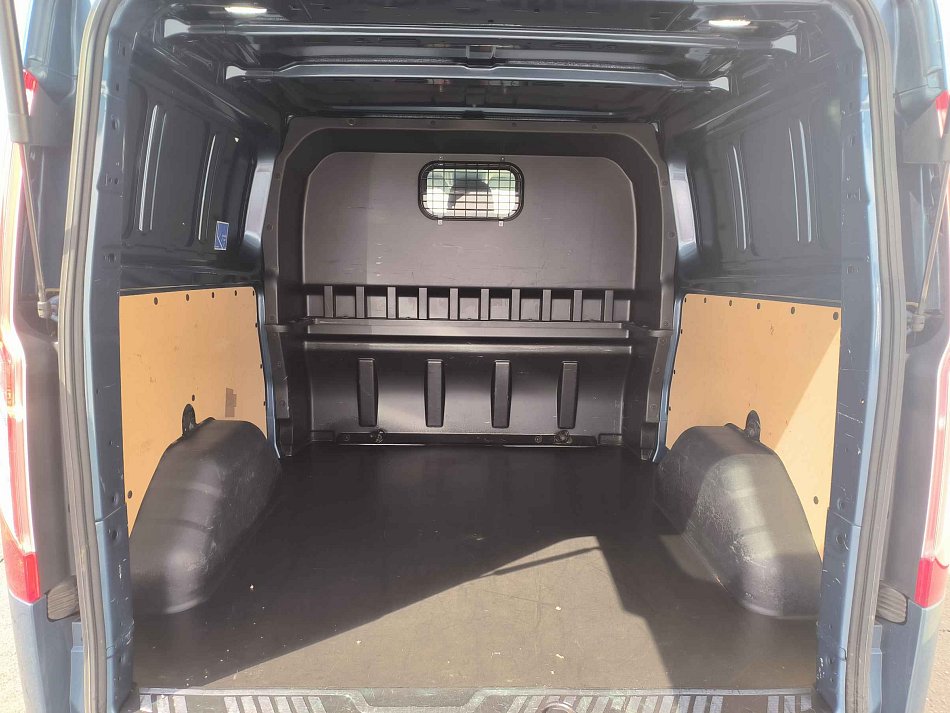 Ford Transit Custom 2.0TDCi Limited L2  5míst