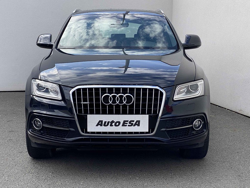 Audi Q5 2.0TDi S-line quattro