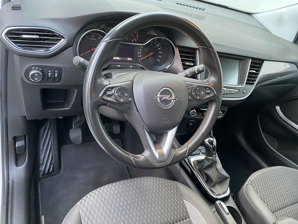 Opel Crossland X 1.2 T Innovation