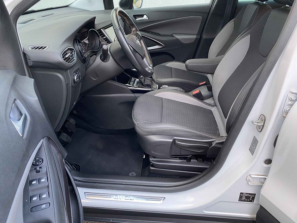 Opel Crossland X 1.2 T Innovation