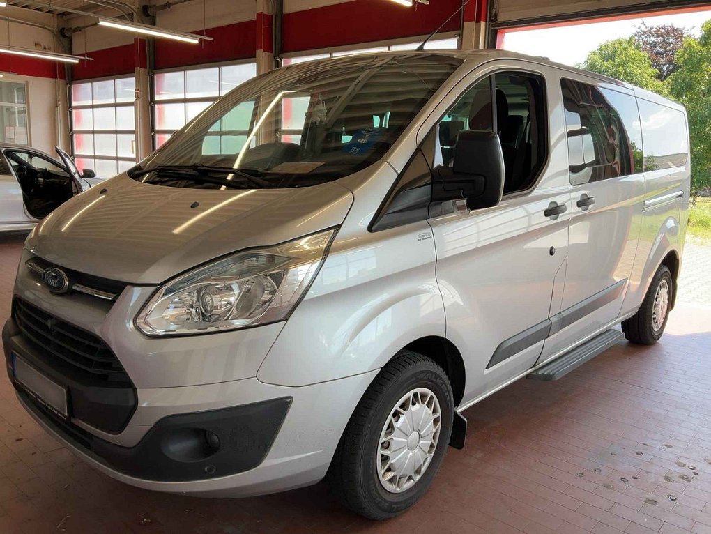 Ford Tourneo Custom 2.2TDCi Trend L2 9míst