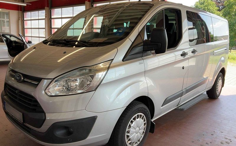 Ford Tourneo Custom 2.2TDCi Trend L2 9míst