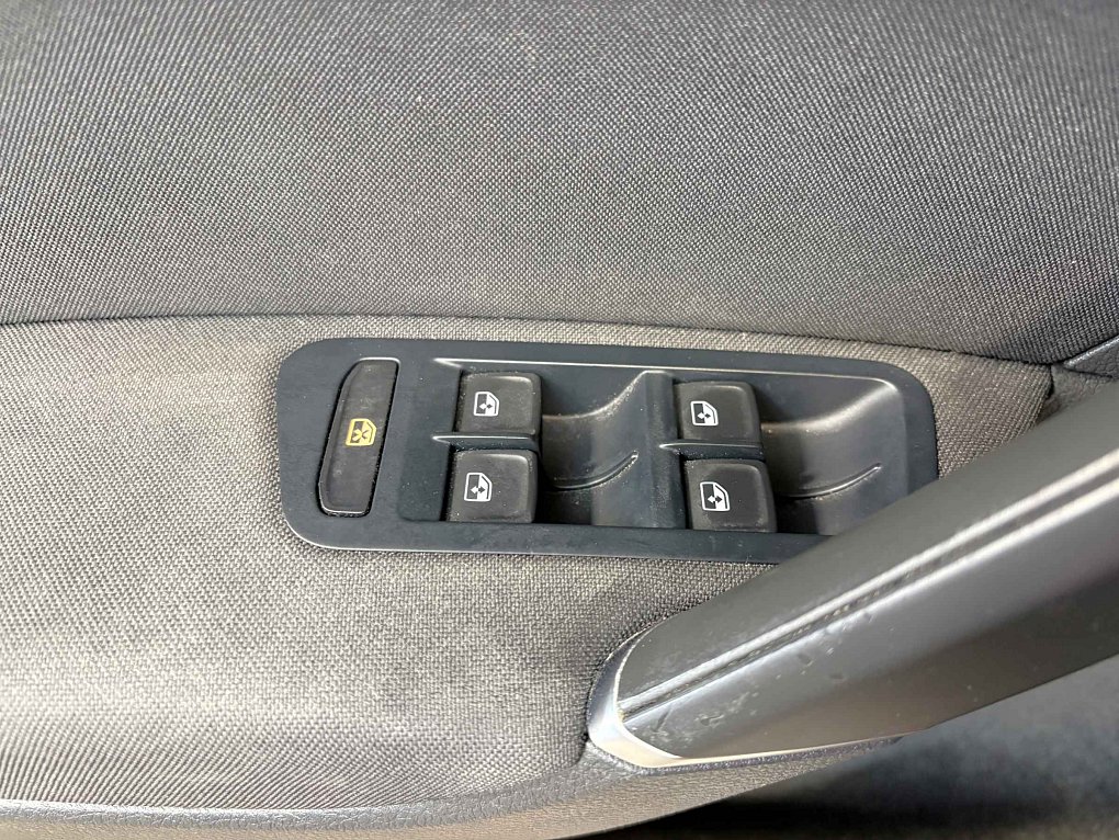 Volkswagen Golf 1.0TSi 