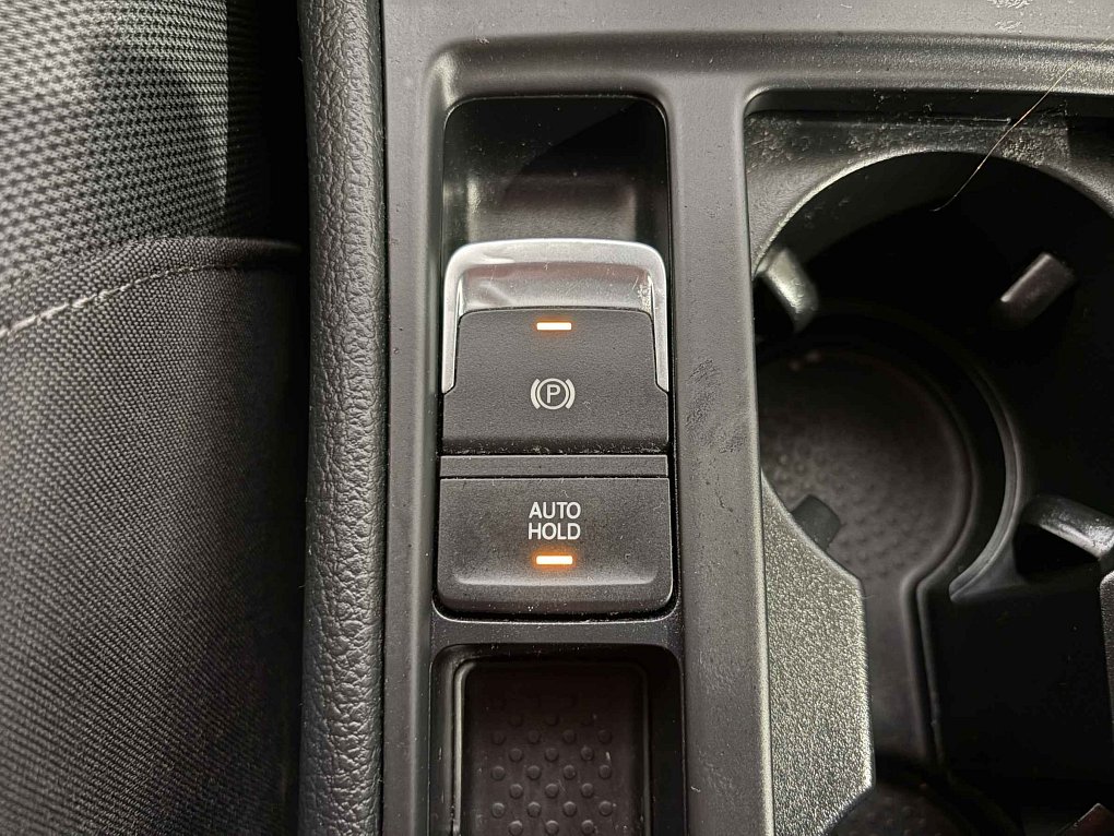 Volkswagen Golf 1.0TSi 