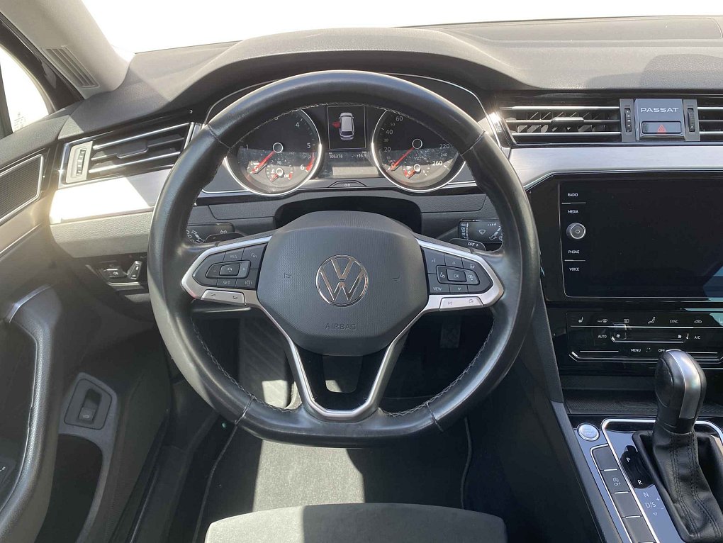 Volkswagen Passat 2.0 TDi Elegance