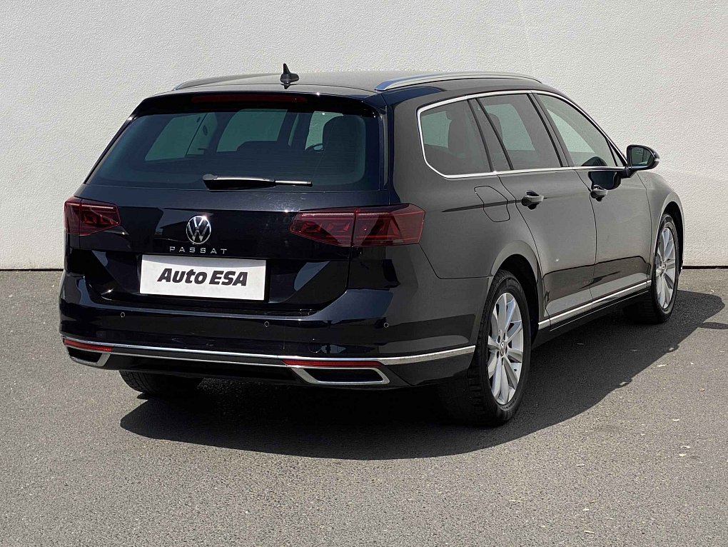 Volkswagen Passat 2.0 TDi Elegance