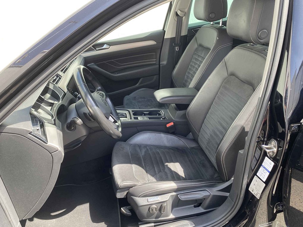 Volkswagen Passat 2.0 TDi Elegance