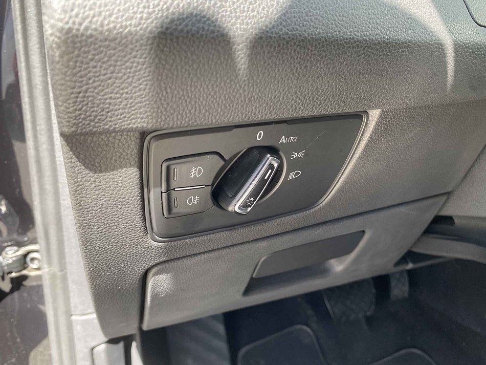 Volkswagen Passat 2.0 TDi Elegance