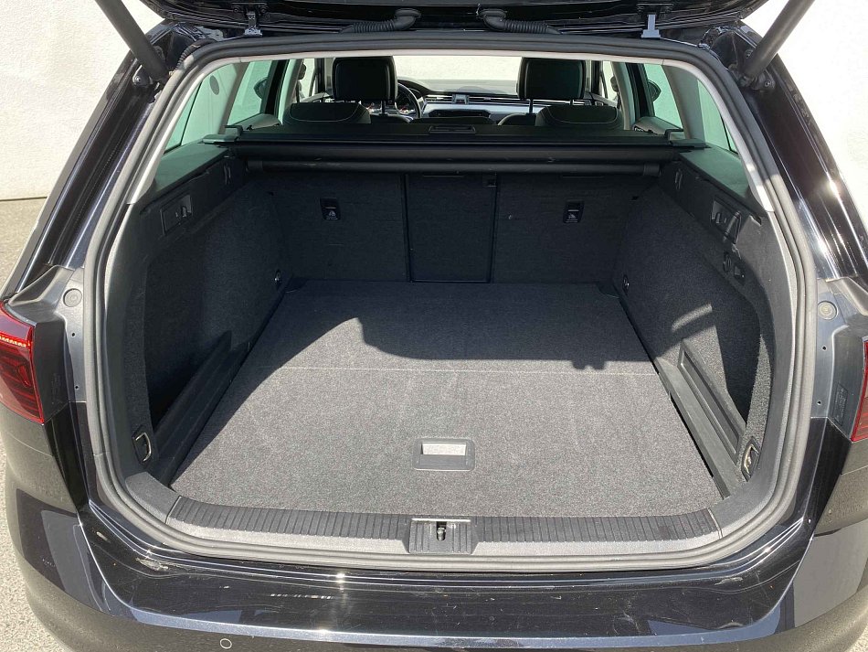 Volkswagen Passat 2.0 TDi Elegance