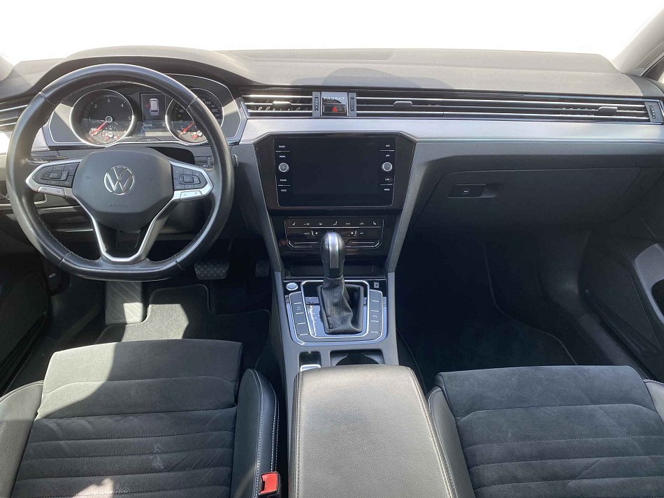 Volkswagen Passat 2.0 TDi Elegance