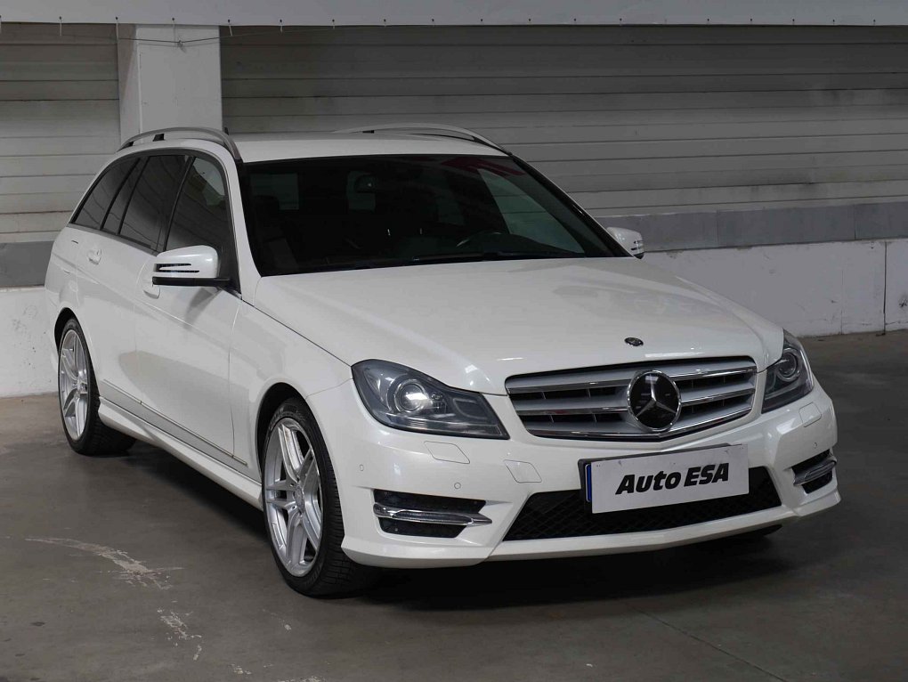 Mercedes-Benz Třída C 1.6  C180