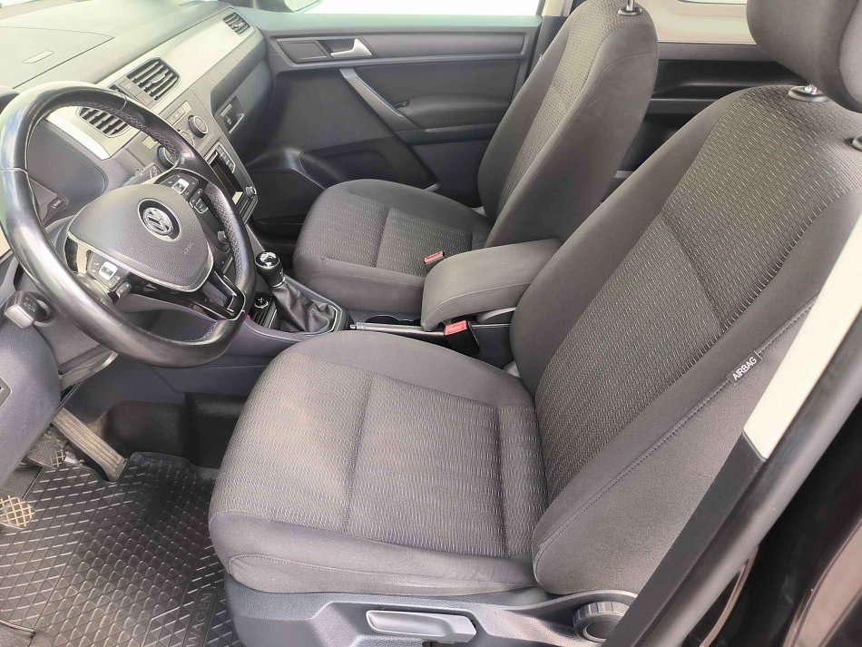 Volkswagen Caddy 2.0TDi Comfortline MAXi 7míst