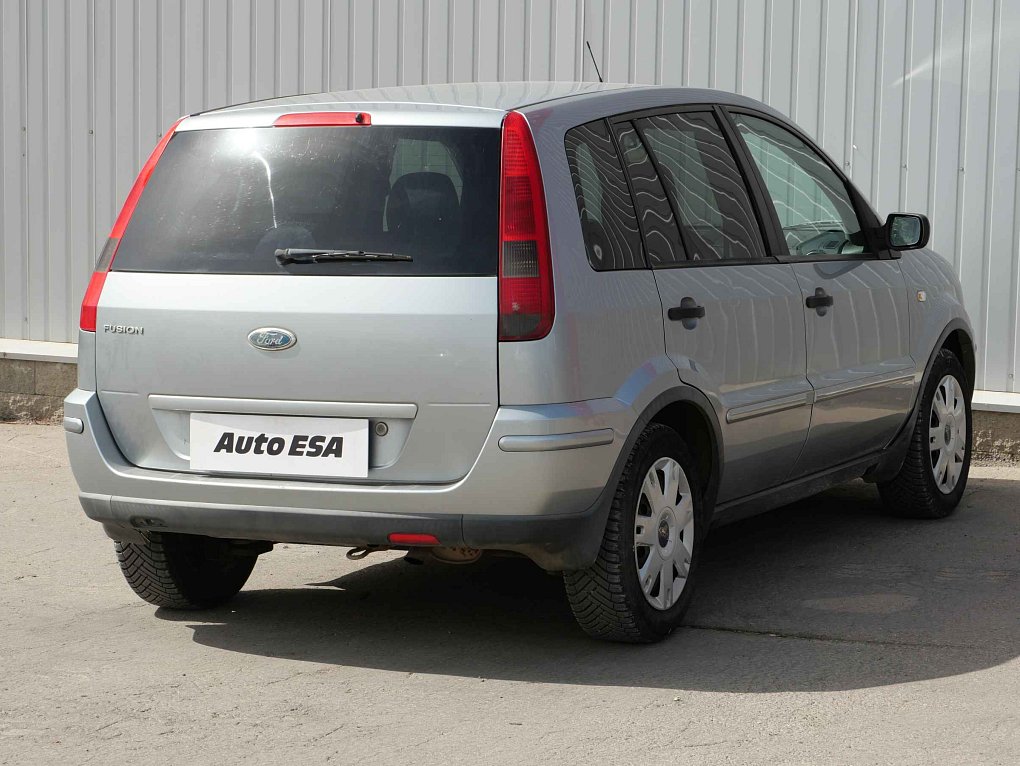 Ford Fusion 1.6i 