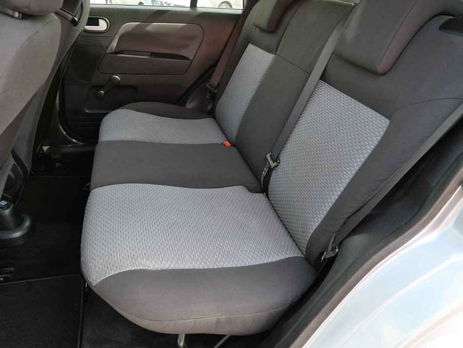 Ford Fusion 1.6i 