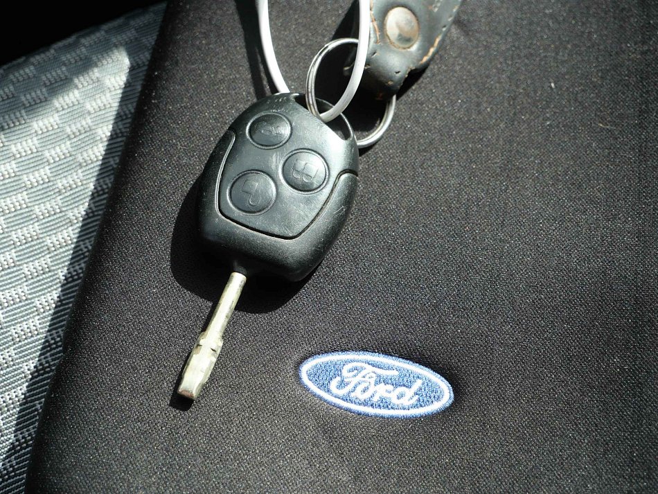 Ford Fusion 1.6i 