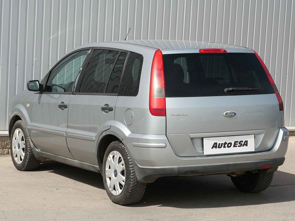 Ford Fusion 1.6i 