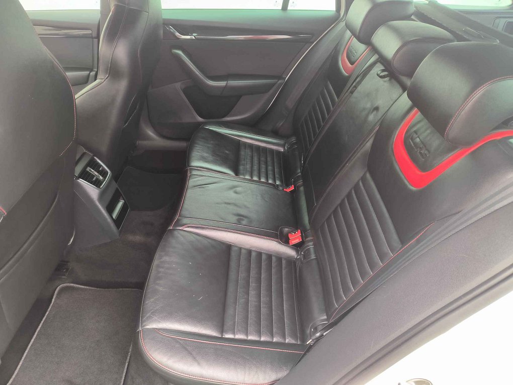 Škoda Octavia III 2.0 TDi RS