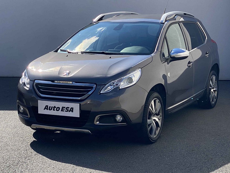 Peugeot 2008 1.2PT Crossway
