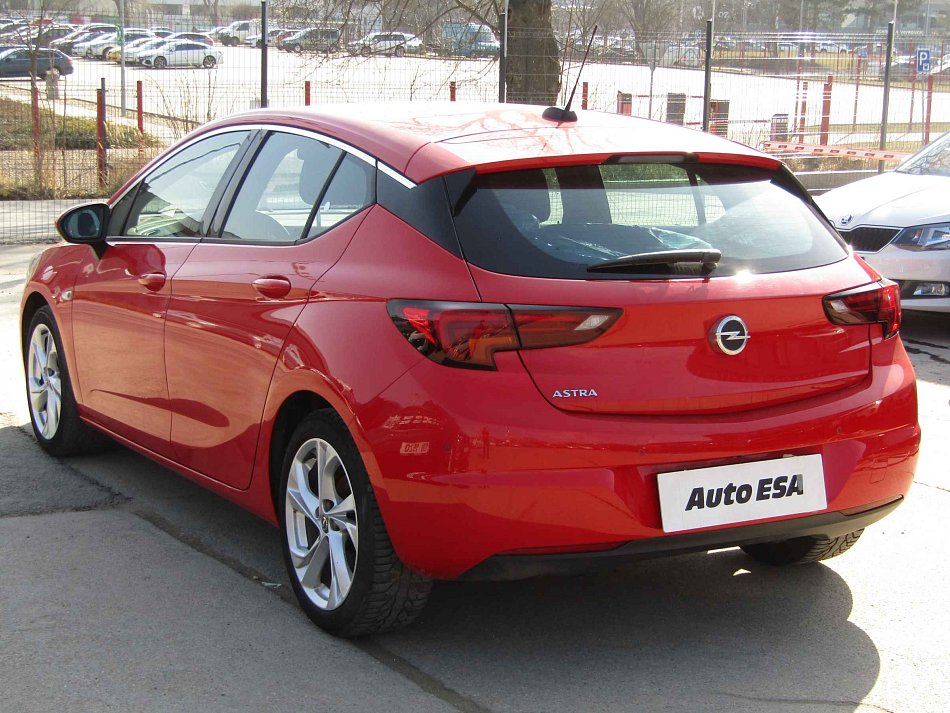 Opel Astra 1.2 T GS Line
