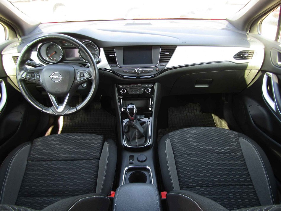 Opel Astra 1.2 T GS Line