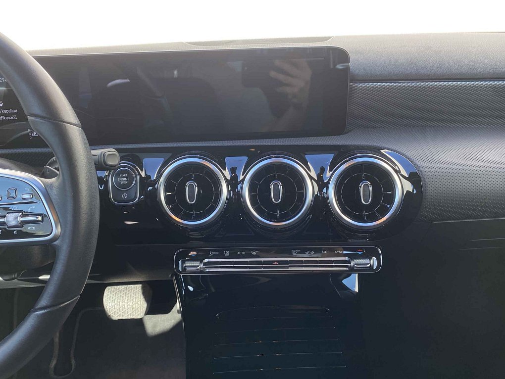Mercedes-Benz Třída A 1.3i 