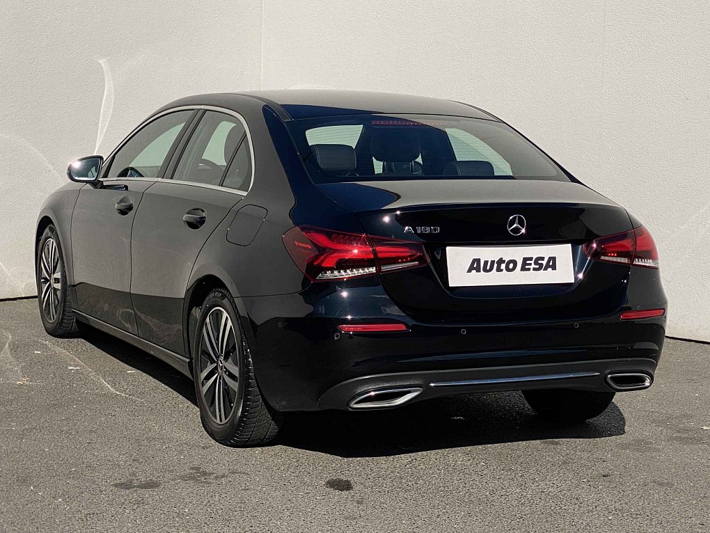 Mercedes-Benz Třída A 1.3i 