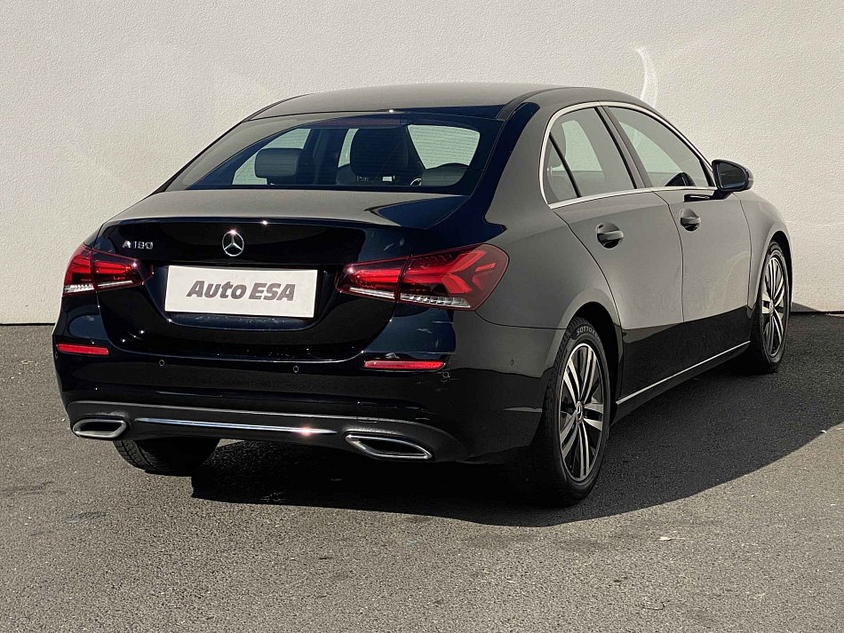 Mercedes-Benz Třída A 1.3i 