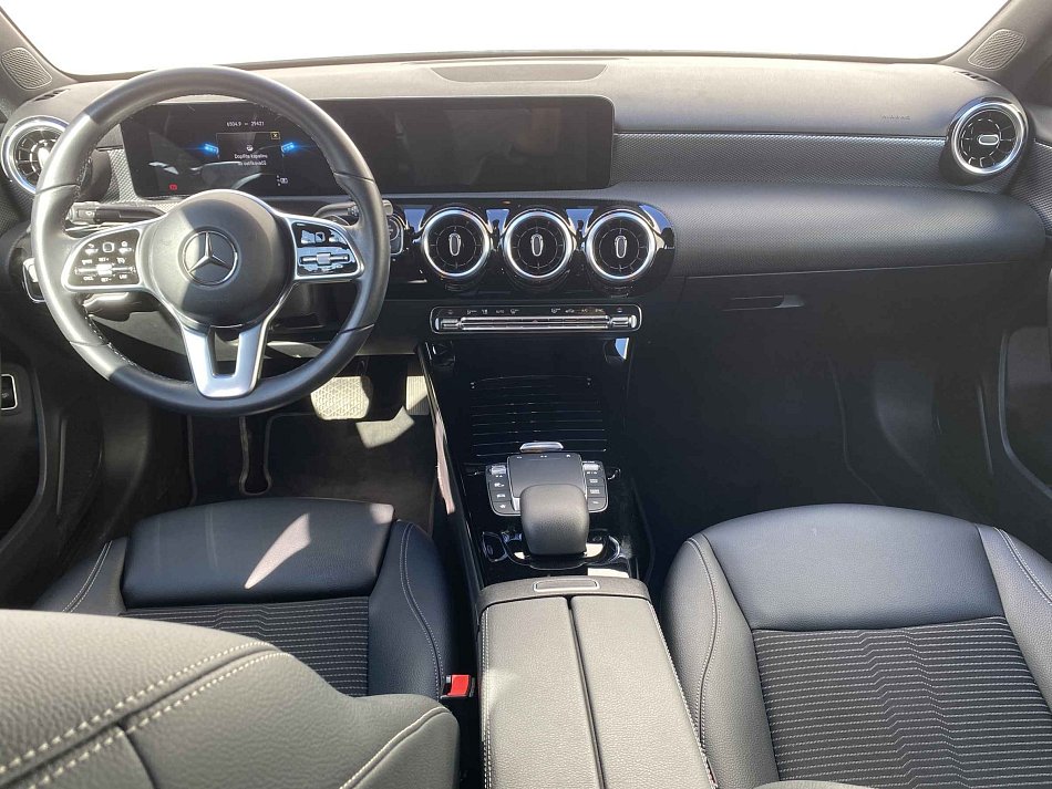 Mercedes-Benz Třída A 1.3i 