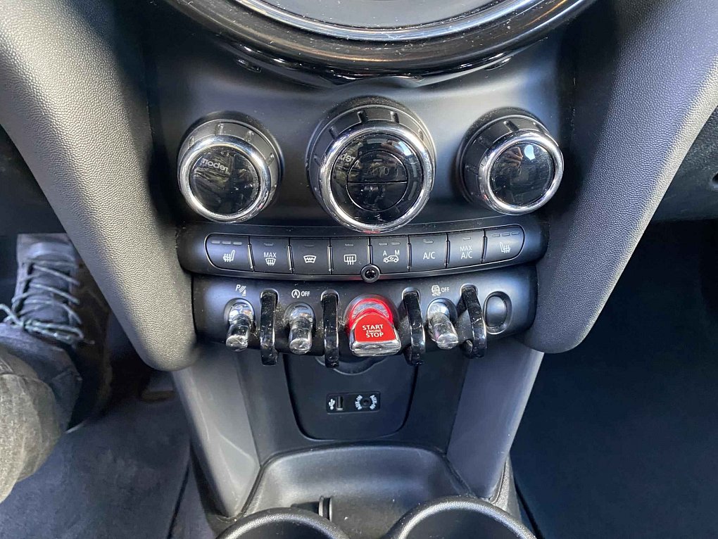 Mini Cooper 1.5i 