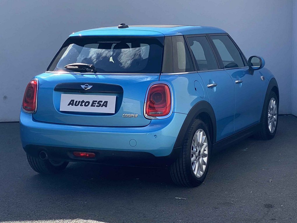 Mini Cooper 1.5i 