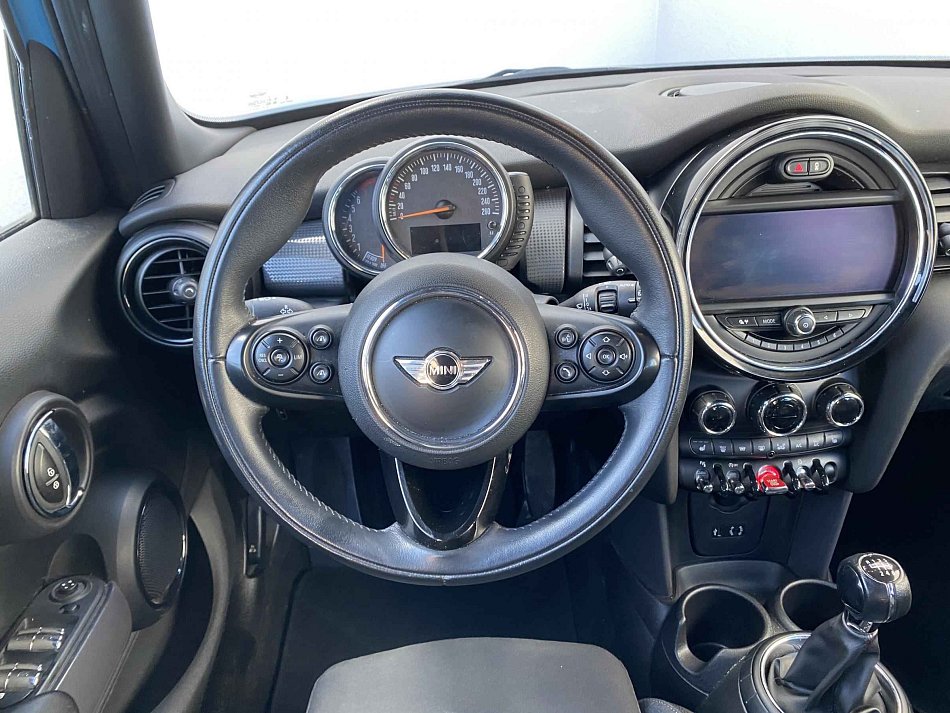 Mini Cooper 1.5i 