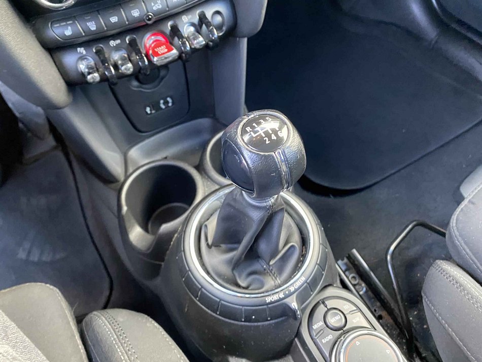 Mini Cooper 1.5i 
