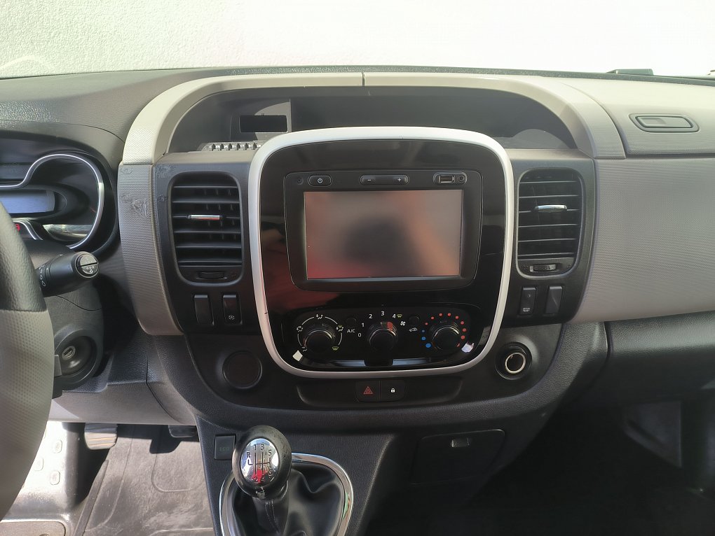 Renault Trafic 1.6dCi  DÍLNA