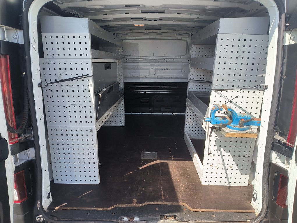 Renault Trafic 1.6dCi  DÍLNA