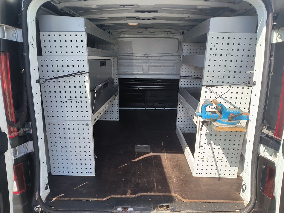 Renault Trafic 1.6dCi  DÍLNA