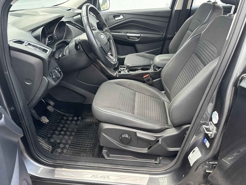 Ford Kuga 1.5EB 