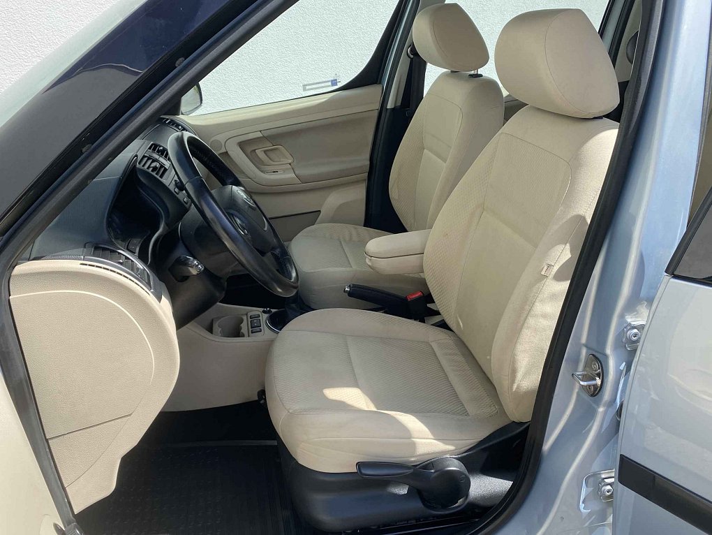 Škoda Roomster 1.6 16V Comfort