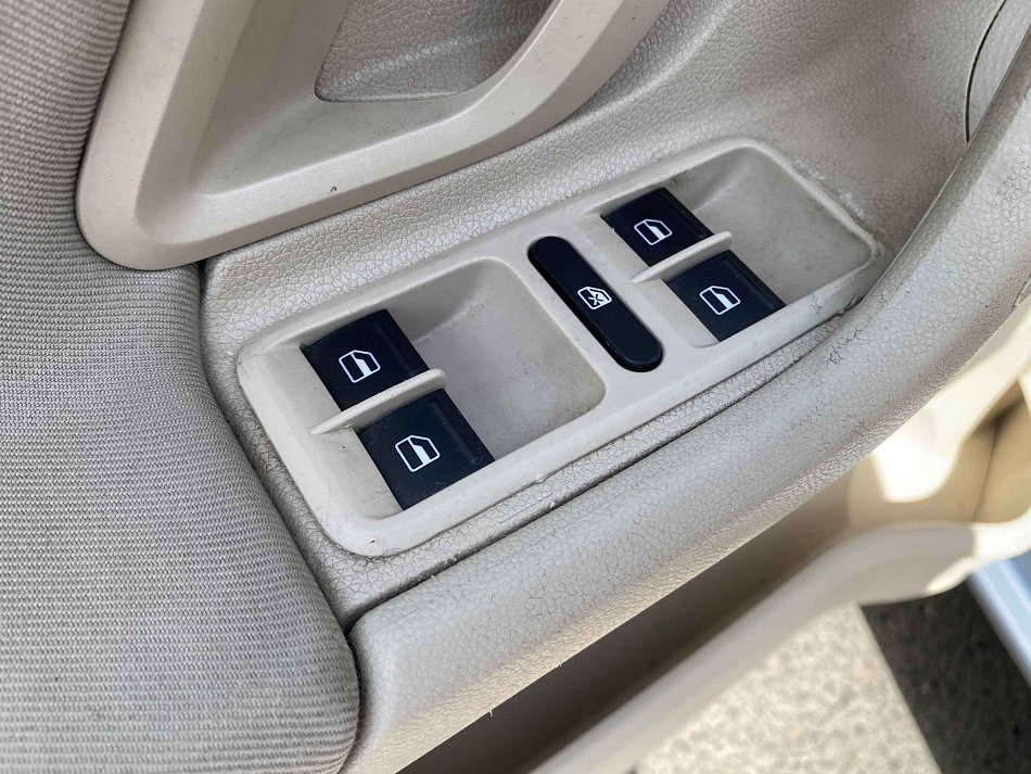 Škoda Roomster 1.6 16V Comfort