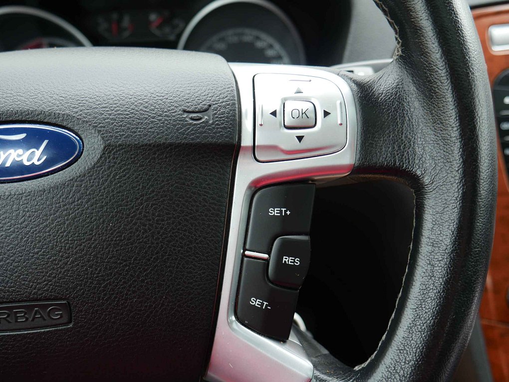 Ford Mondeo 2.0i 