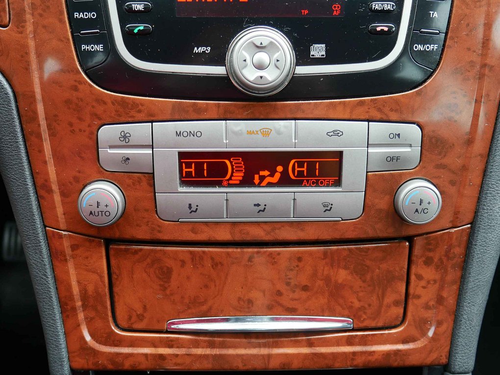 Ford Mondeo 2.0i 
