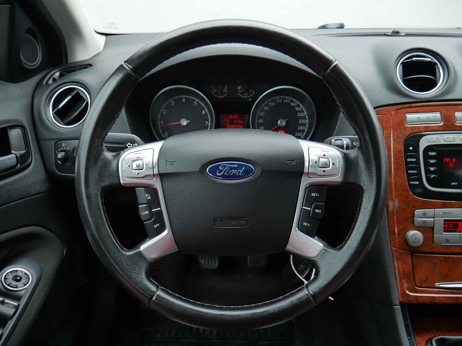 Ford Mondeo 2.0i 