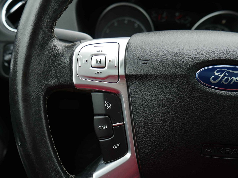 Ford Mondeo 2.0i 