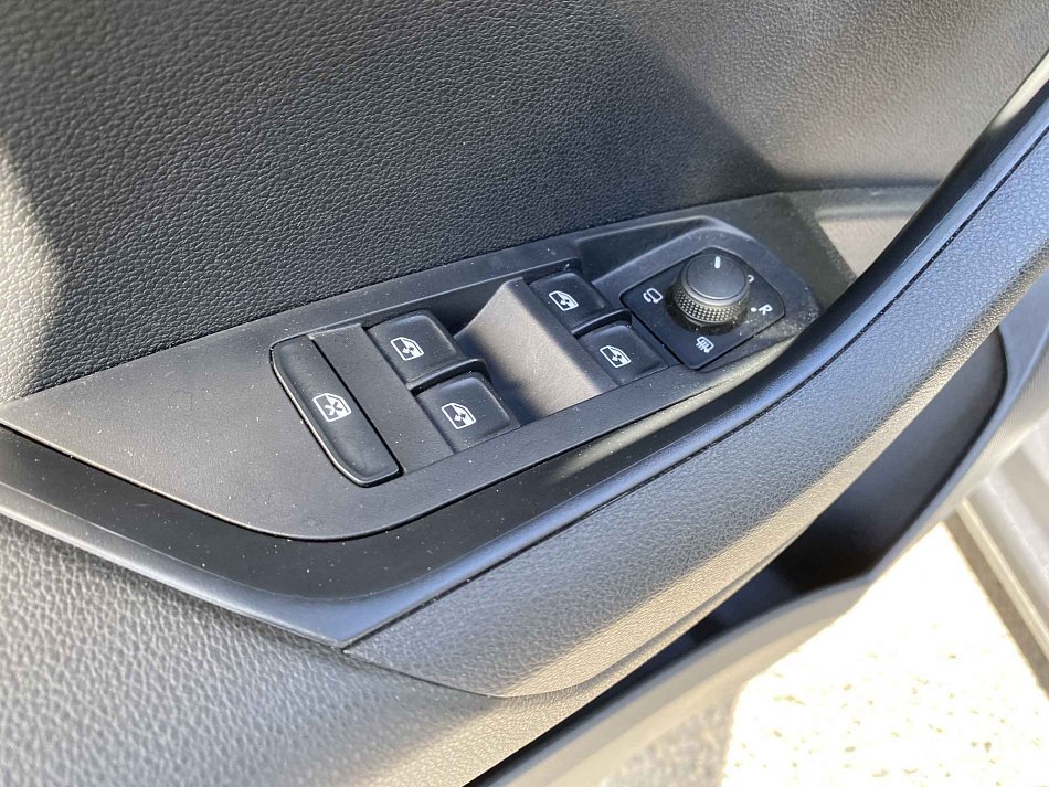 Škoda Karoq 1.5 TSi SportLine