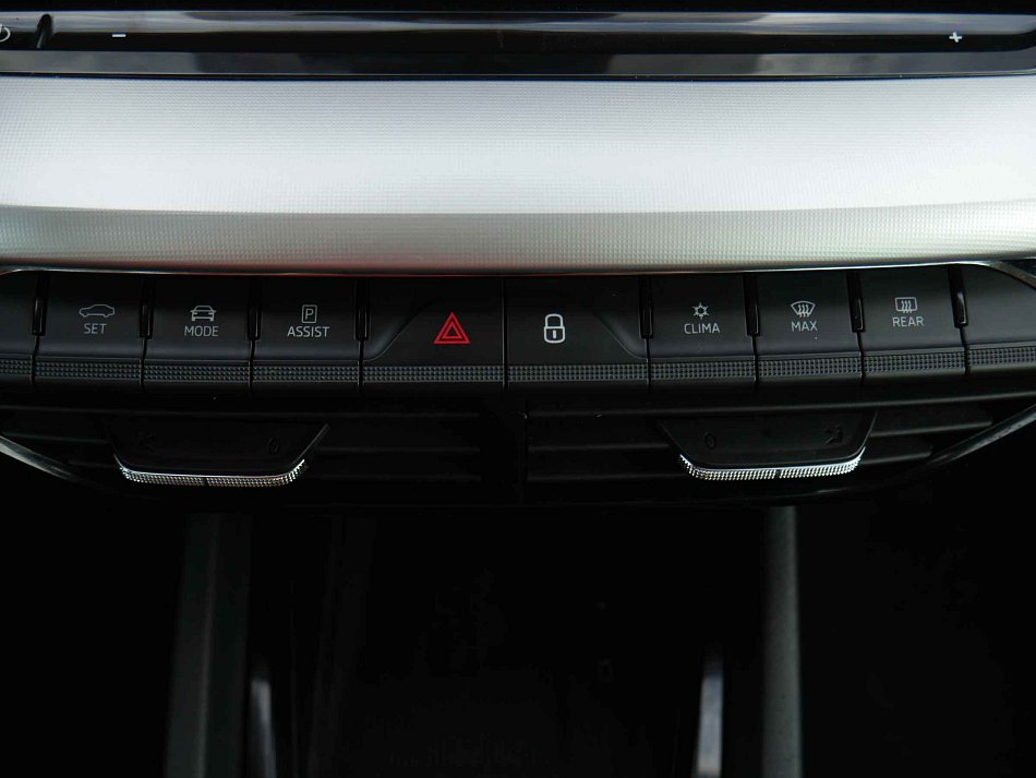 Škoda Octavia IV 1.5 TSi Ambition